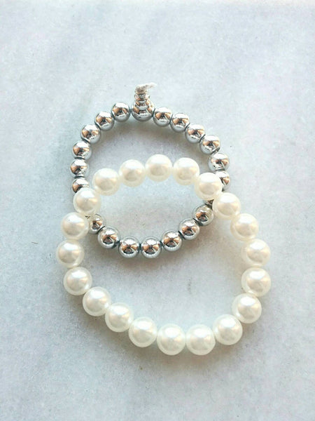 White pearl elastic boho bracelet/pearl bracelet/boho pearl brecelet/white pearl elastic bracelet/white pearl set/silver bead bracelet boho