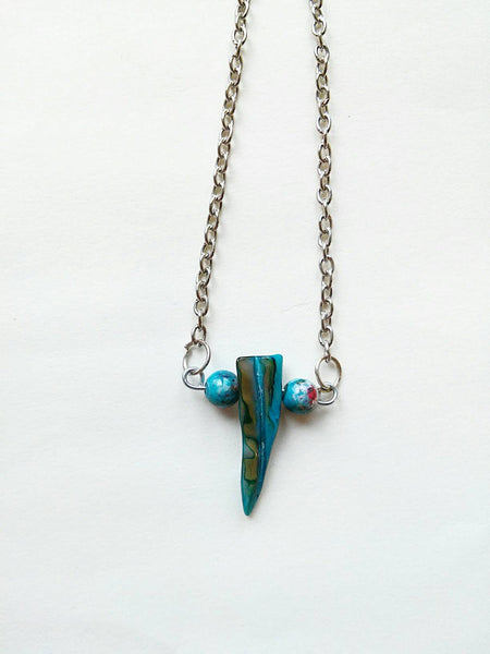 Minimalist blue shell necklace, blue minimalist necklace, shell necklace, boho minimalist necklace, bohemian blue stone necklace,bohemian